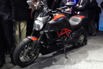 Ducati giới thiệu mẫu Diavel 2015
