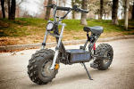 Daymak Beast mẫu xe scooter dùng năng lượng mặt trời