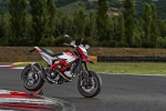 Ducati Hypermotard SP 2015 chiếc xe không dành cho những người mới tập chơi