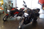 Cặp đôi Ducati Diavel phiên bản mới 2015 xuất hiện tại Việt Nam