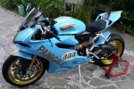 Ducati 1199 Panigale xanh Rizla+ lạ đời