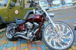 Harley-Davidson Rocker C độ cặp mâm hơn 6.000 đô tại Hà Thành