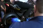 [Clip] Kawasaki H2R siêu moto phun lửa