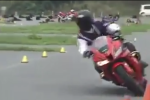 [Clip] Honda CBR600 trình diễn Gymkhana điêu luyện