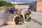 Đốt lốp siêu xe mô tô Yamaha R1 trên lửa xăng