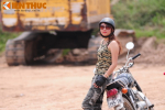Nữ biker Việt với trang phục rằn ri cực phủi bên Exciter 150 Camo và Honda 67