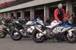 [Clip] Màn test pô giữa của Kawasaki H2, Yamaha R1M 2015 vs BMW S1000RR 2015