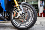 Suzuki GSX-S1000 độ-nakedbike lột xác đầy hung bạo từ công nghệ đường đua