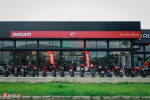 Ducati Việt Nam giới thiệu showroom mới và ra mắt Streetfighter V4