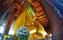 Ghé qua chùa Wat Pho khi đi du lịch Thái Lan