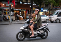 Báo Guardian (Anh Quốc) nói về giao thông và xe máy Việt Nam