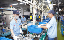 Xem dây chuyền lắp động cơ xe máy xuất khẩu tại Việt Nam: Ít nhất 400 chiếc/ngày