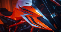 KTM 1390 Super Duke 2024 mới sắp ra mắt?
