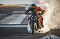 KTM Super Duke R 2024 'The Beast' đã sẵn sàng ra mắt với giá hơn 400 triệu đồng