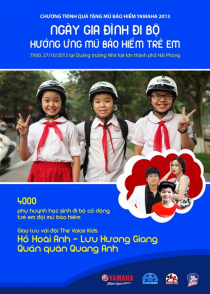Yamaha trao tặng mũ bảo hiểm cho trẻ em tại Hải Phòng và Đắk Lắk.