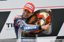 Moto GP-Lorenzo mừng chiến thắng Grand Prix thứ 50 đầy kịch tính