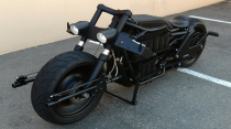 Tự chế môtô Batpod từ Harley-Davidson V-Rod