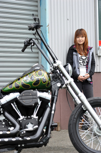 Hình ảnh các kiều nữ Nhật bên Harley Davidson