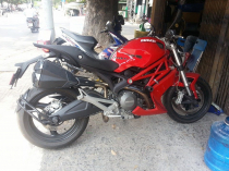 Ducati Monster 795 độ pô Z1000