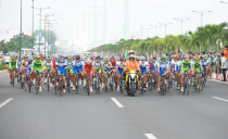 Hội Motor thành phố HCM dẫn đoàn đua xe đạp cúp truyền hình