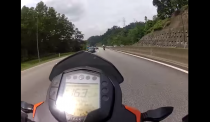 [Clip] Maxspeed của KTM Duke 200