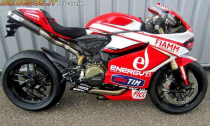 Ấn tượng với Ducati 1199 Panigale pô đút đít