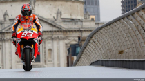 Bộ ảnh đẹp về Luân Đôn và xe đua moto GP