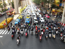 Văn hóa còi xe bên Thái Lan khác hẳn ở Việt Nam