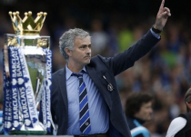 Mourinho: “Arsenal và M.U không phải những đối thủ xứng tầm của Chelsea”