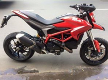 Ducati hyper montra 821 date 2015,chính chũ,giá keng bao xe
