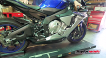 [Clip] Yamaha R1 2015 độ pô Taylormade Racing