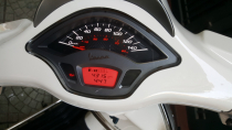 Cần bán Vespa Sprint trắng, đăng kí 2015 - ODO 4300 km