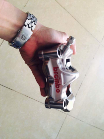 Thắng Brembo 4pis