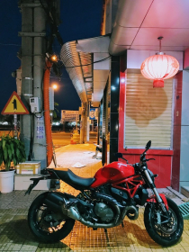 Ducati Monster 821 HQCN Mới Cứng - 6000KM - 280tr