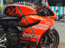 Ducati Panigale 899 độ tươi rói trong tông màu cam Neon đến từ TT Bigbike Design