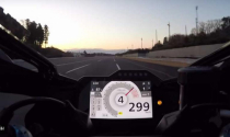 [Clip] Honda CBR1000RR-R đạt tốc độ 299 km / h khi ở số 4