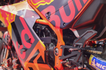 Chi tiết KTM RC16 MotoGP 2019 được rao bán từ 8 tỷ đồng