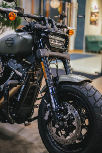 Harley-Davidson FAT BOB siêu lướt -MÀU CỰC ĐỘC