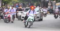 Bắt đầu năm học mới, cảnh sát giao thông xử lý được nhiều trường hợp chua đủ tuổi đi xe máy