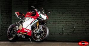 Ducati 1199 S Panigale Tricolore: Cỗ máy siêu lòng mọi con tim