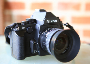 Nikon ra máy ảnh cho những cụ ông thích retro
