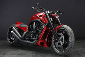 Harley-Davidson VRSCDX độ hầm hố như một chiến binh quỷ đỏ