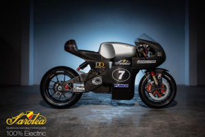 Cận cảnh Sarolea SP7 2015 siêu mô tô điện chấp cả mô tô chạy xăng