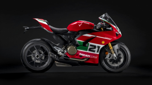 Ducati Panigale V2 Bayliss 1st Championship phiên bản đặc biệt kỷ niệm 20 năm vừa ra mắt.