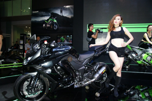 Kawasaki Ninja 1000 ABS 2016 đã có giá bán chính thức tại Việt Nam