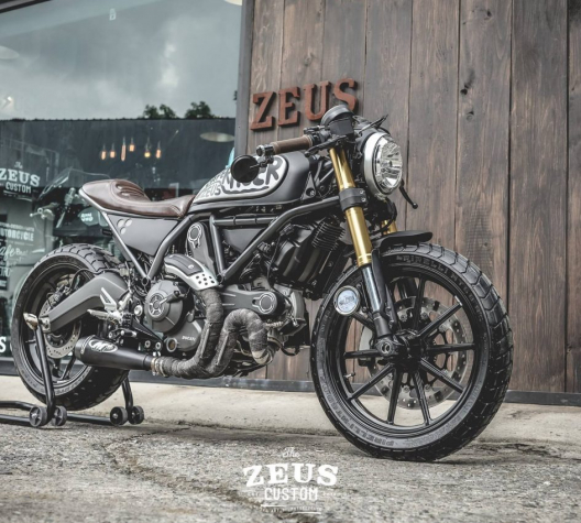 Ducati Scrambler 'Xế nổ' độ bá bài của Zeus Custom