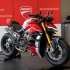 Ducati Streetfighter V4 S độ gần 2 tỷ đồng của biker Việt sở hữu 4 chữ ký đắt giá