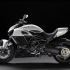 Ducati Diavel đứa con lai " ác quỷ"  của 2 dòng nakedbike và cruiser
