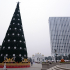 Cây thông Giáng Sinh cao nhất Việt Nam đã xuất hiện ở Hà Nội.