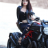 Ducati Diavel kiêu hãnh cùng hot girl